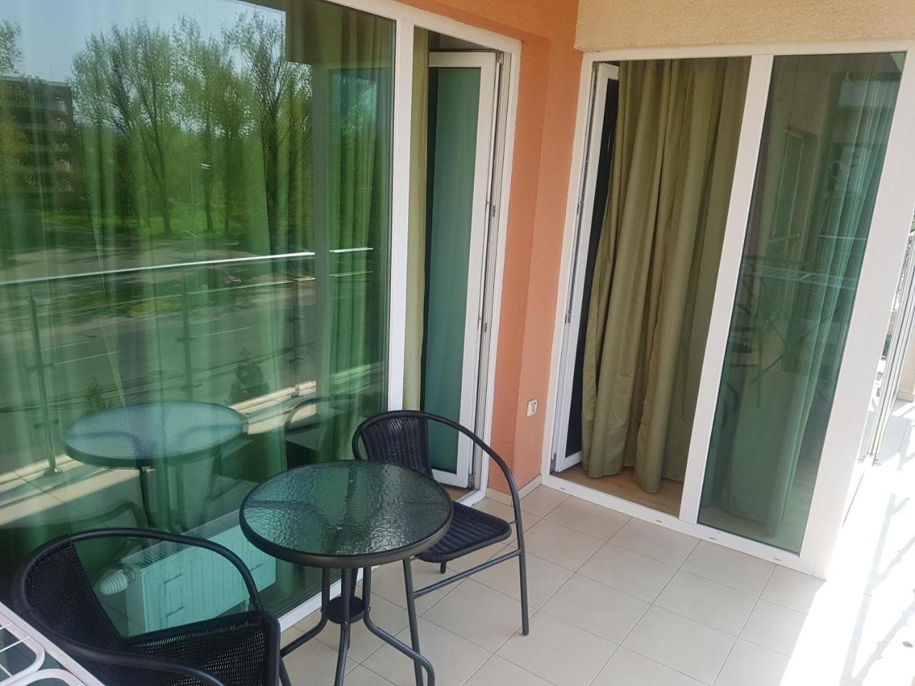 Appartement Apartament Mamaia Extérieur photo