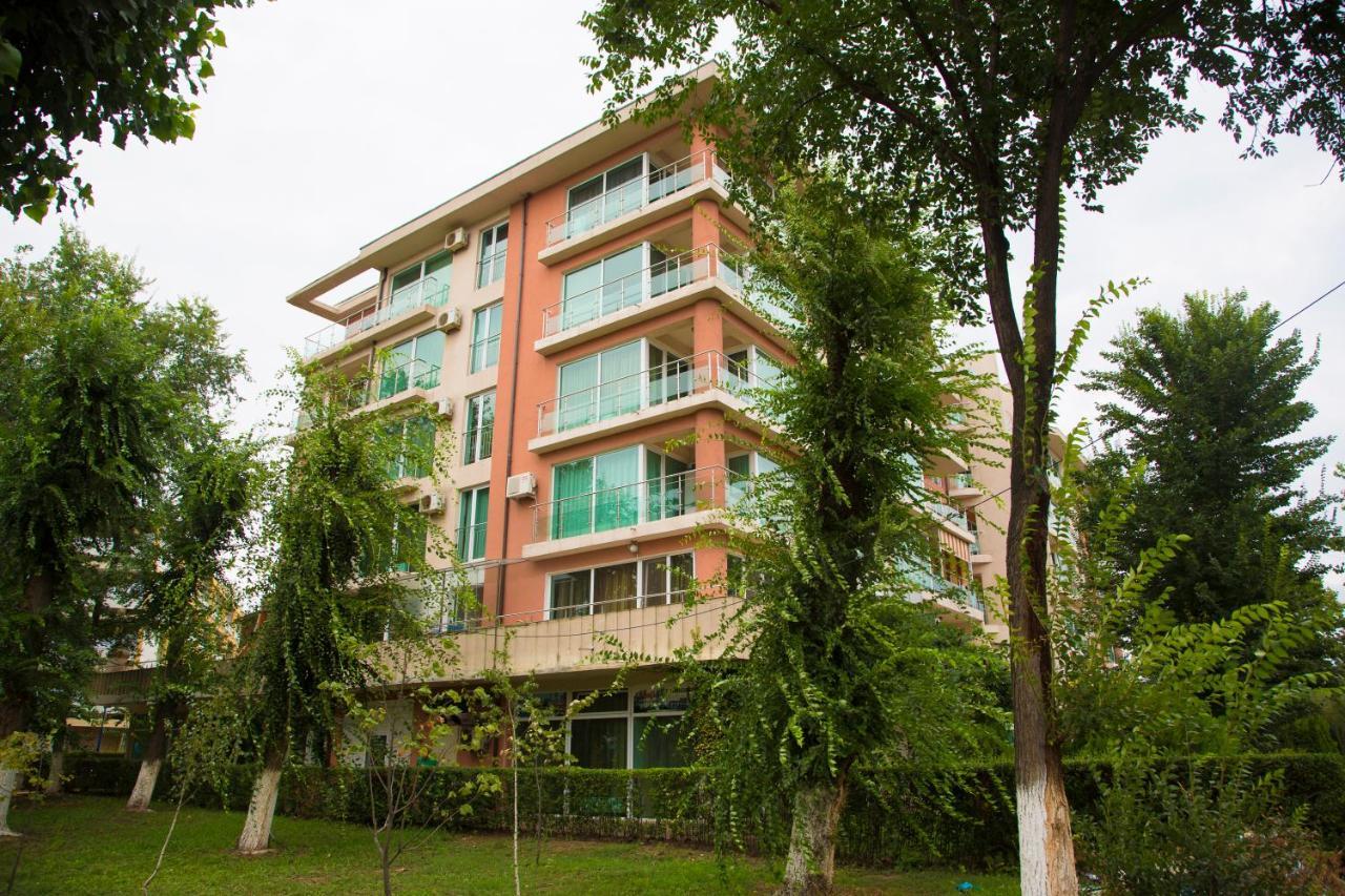 Appartement Apartament Mamaia Extérieur photo